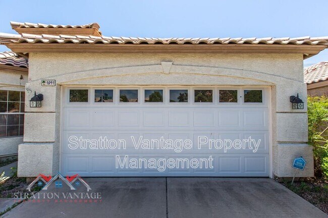 1891 E Brentrup Dr Tempe, AZ 85283 photo 4