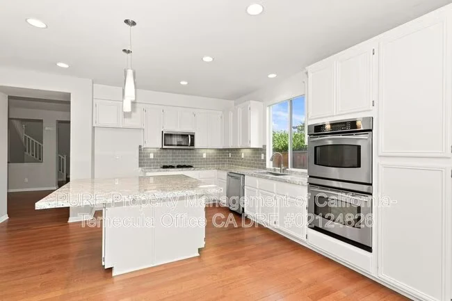 39673 N General Kearny Rd Murrieta, CA 92563 photo 3