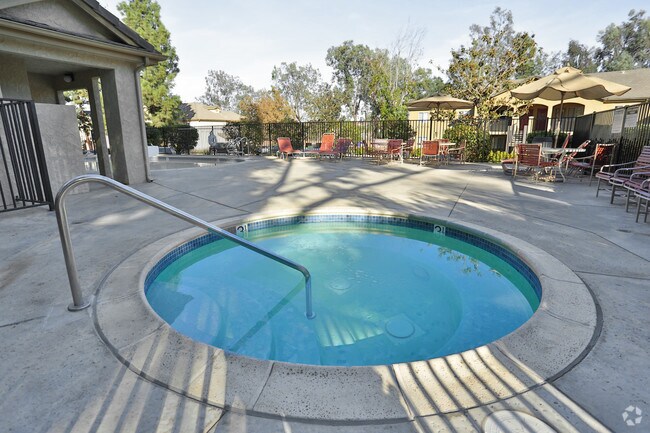 Pinecrest Apartments photo 5