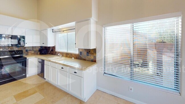682 N Butte Ave Chandler, AZ 85226 photo 4