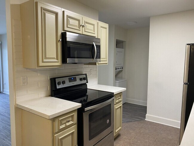 2930 Alta View Dr San Diego, CA 92139 photo 5