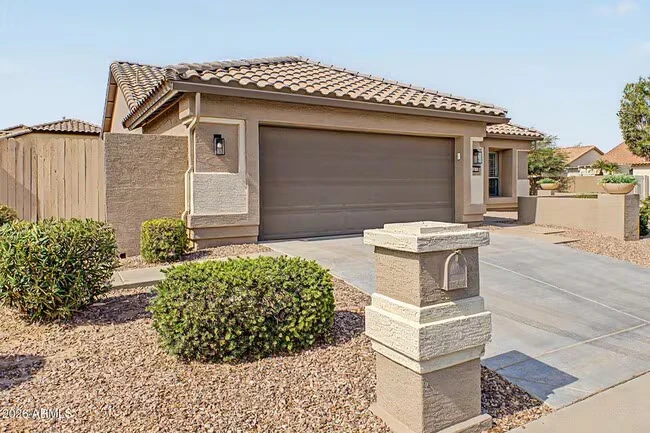16110 W Vale Dr Goodyear, AZ 85395 photo 4