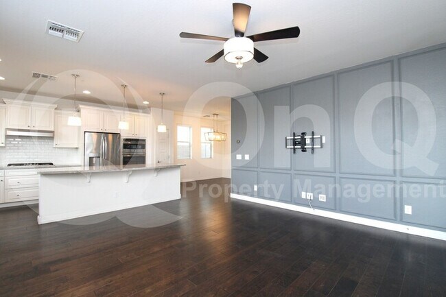5149 S Moccasin Trail Gilbert, AZ 85298 photo 4