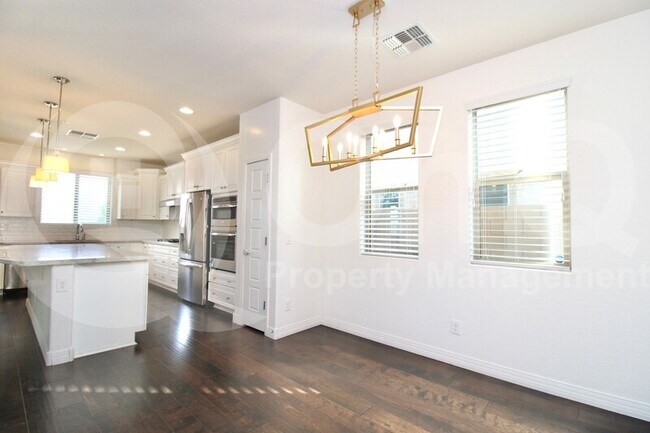 5149 S Moccasin Trail Gilbert, AZ 85298 photo 5