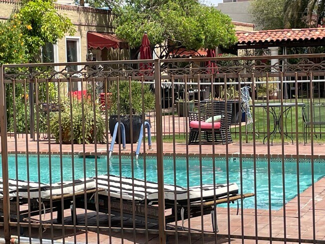 720 W McDowell Rd Phoenix, AZ 85007 photo 3