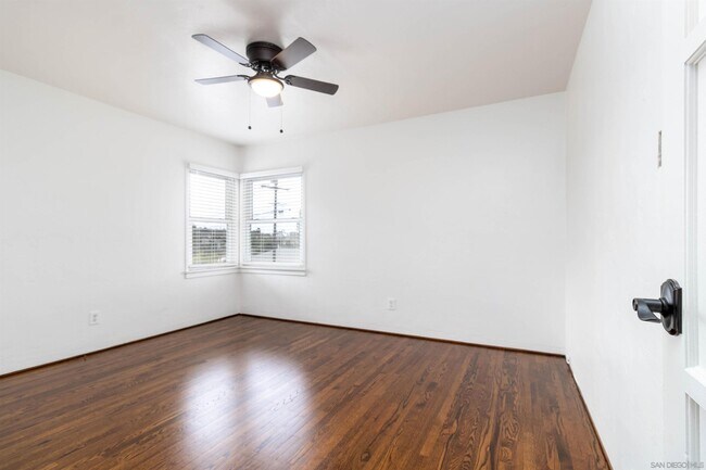 627 60th St San Diego, CA 92114 photo 4