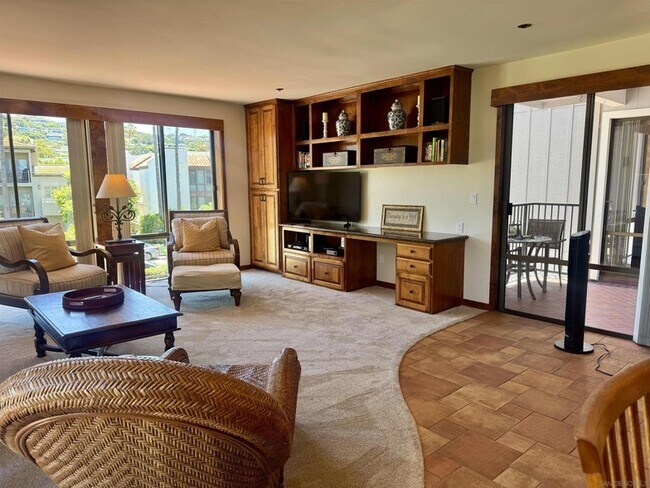 8110 El Paseo Grande San Diego, CA 92037