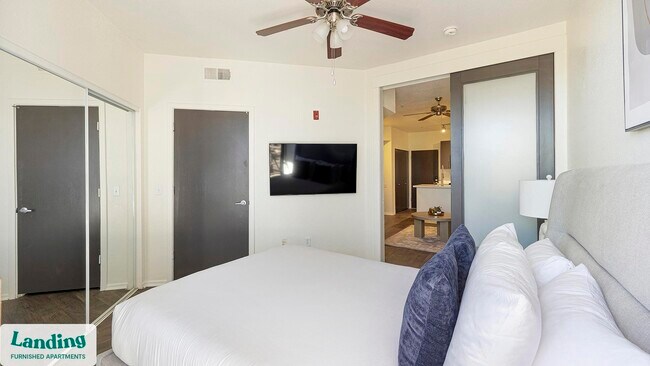 1001 E Playa Del Norte Dr Tempe, AZ 85288 photo 5