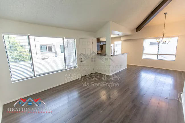 9415 N 59th Ave Glendale, AZ 85302 photo 5