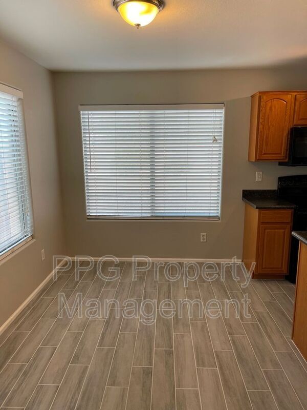 8414 S 50th Ln Phoenix, AZ 85339 photo 3