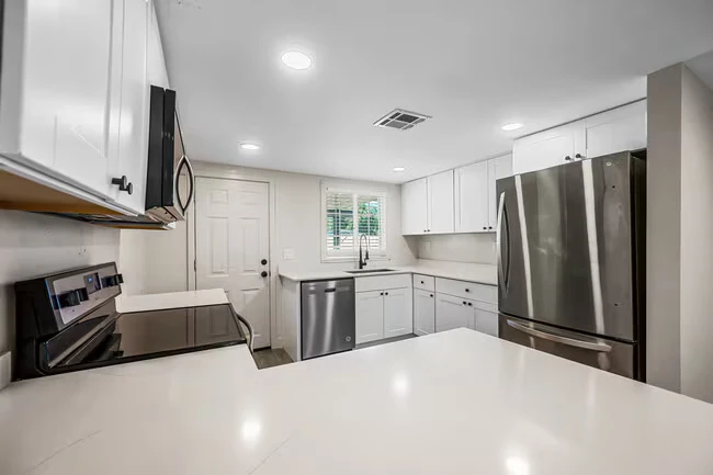 750 W 1st St Mesa, AZ 85201 photo 3