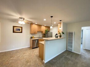 2br/1ba with W/D; Carpet; 2nd floor floor plan