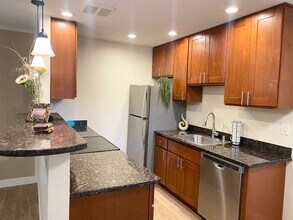 1br/1ba with W/D, LVP floor floor plan