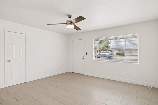 1909 N 72nd Pl Scottsdale, AZ 85257 photo 4