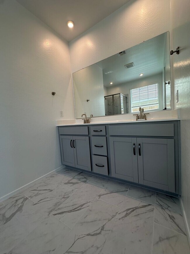 31811 N 130th Ave Peoria, AZ 85383 photo 5