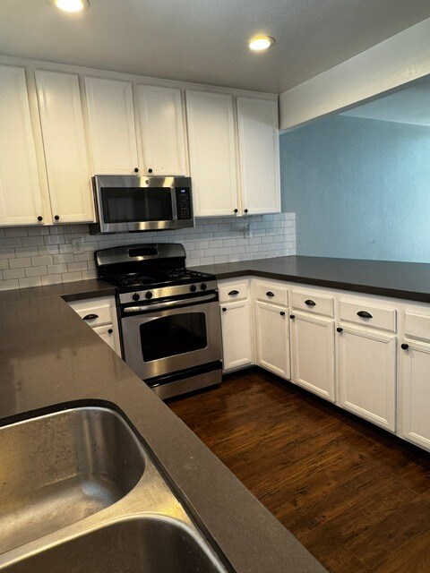 2697 Regent Rd Carlsbad, CA 92010 photo 4