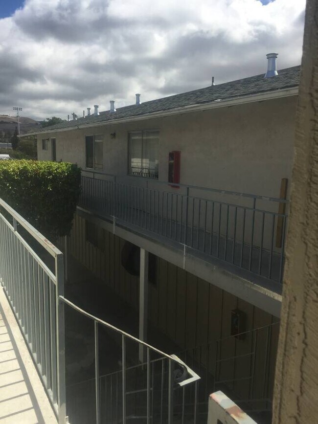 27033 Belvedere Ct Hayward, CA 94544 photo 4