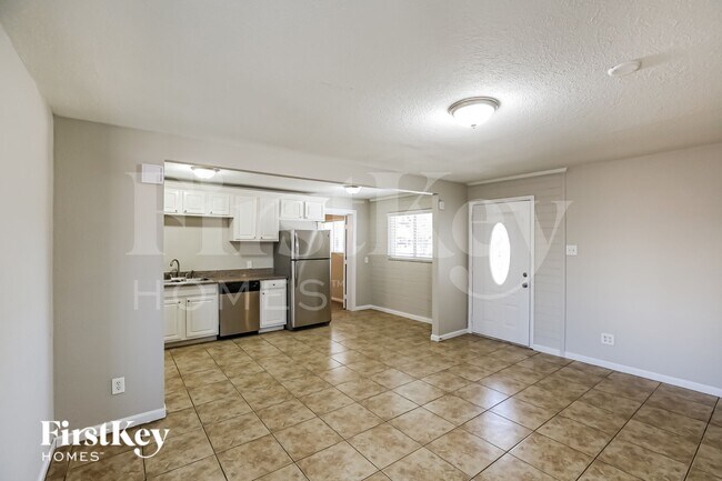 2711 W Elm St Phoenix, AZ 85017 photo 4