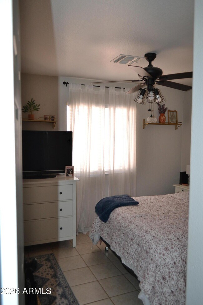 1441 W Montebello Ave Apache Junction, AZ 85120 photo 4