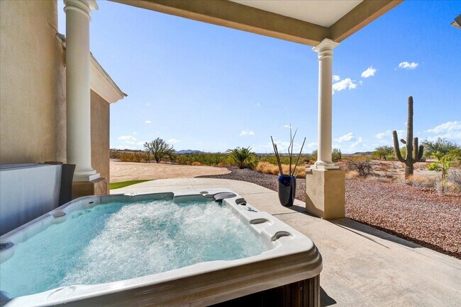 412 E Yearling Rd Phoenix, AZ 85085 photo 5