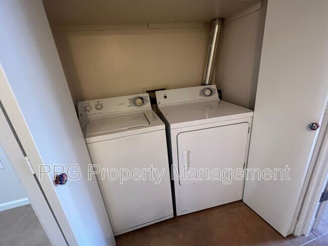 12221 W Bell Rd Surprise, AZ 85378 photo 3