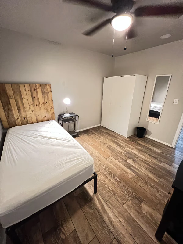3645 W Hadley St Phoenix, AZ 85009 photo 2