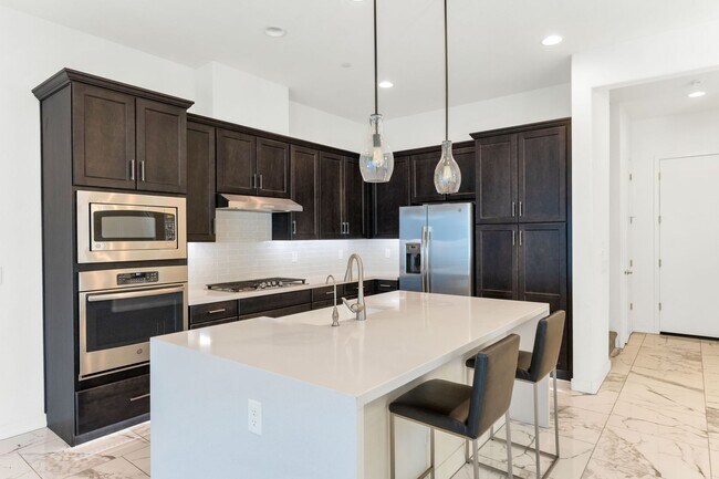 7354 E Vista Bonita Dr Scottsdale, AZ 85255 photo 3
