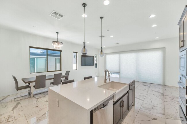 7354 E Vista Bonita Dr Scottsdale, AZ 85255 photo 5