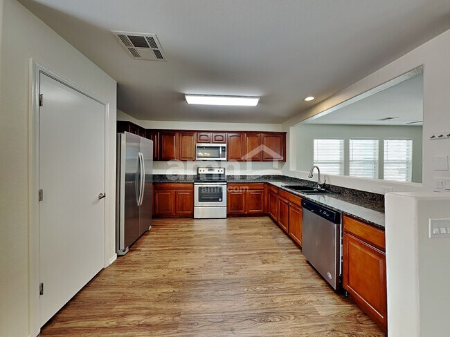 17182 N 184th Dr Surprise, AZ 85374 photo 3