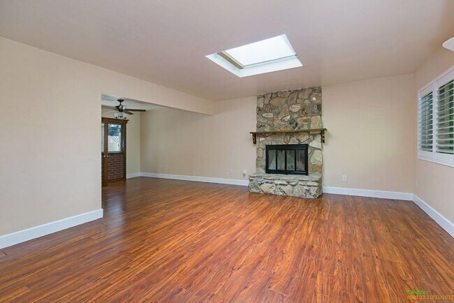 1491 Louise Dr Alpine, CA 91901 photo 2