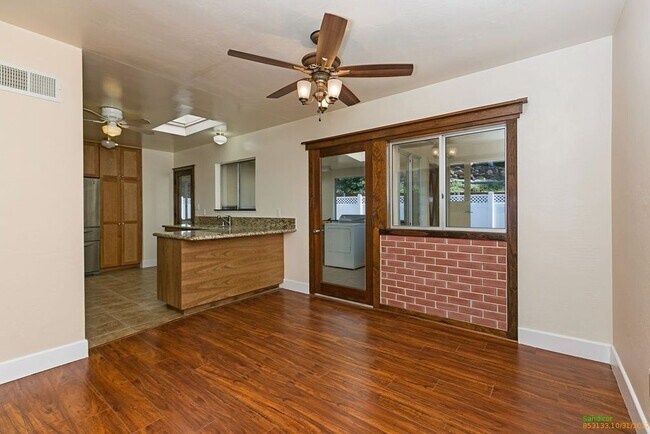 1491 Louise Dr Alpine, CA 91901 photo 3