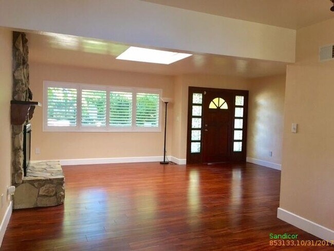 1491 Louise Dr Alpine, CA 91901