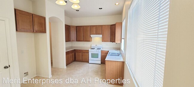2559 E Wildhorse Pl Chandler, AZ 85286 photo 5