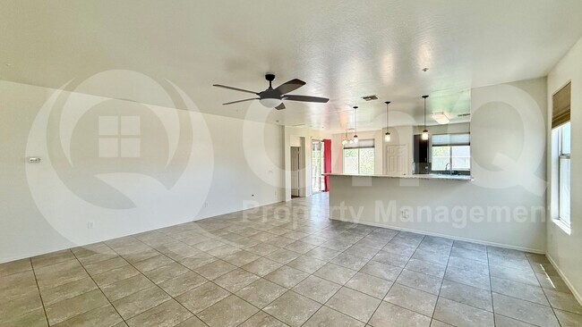 11439 N 88th Ln Peoria, AZ 85345 photo 5