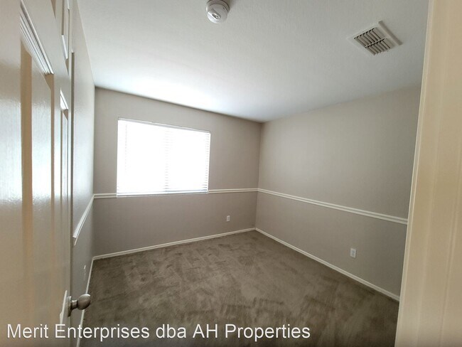 8551 W Mission Ln Peoria, AZ 85345 photo 5