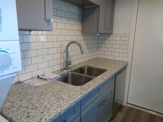 1615 W Osborn Rd Phoenix, AZ 85015 photo 3