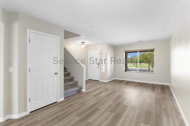 8514 S 49th Dr Phoenix, AZ 85339 photo 2