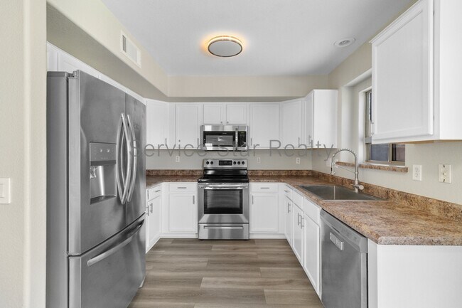 8514 S 49th Dr Phoenix, AZ 85339 photo 5