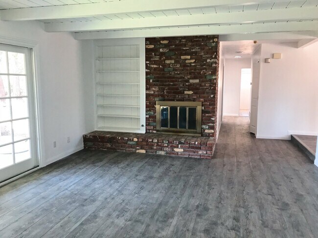 11768 Shadowglen Rd El Cajon, CA 92020 photo 5