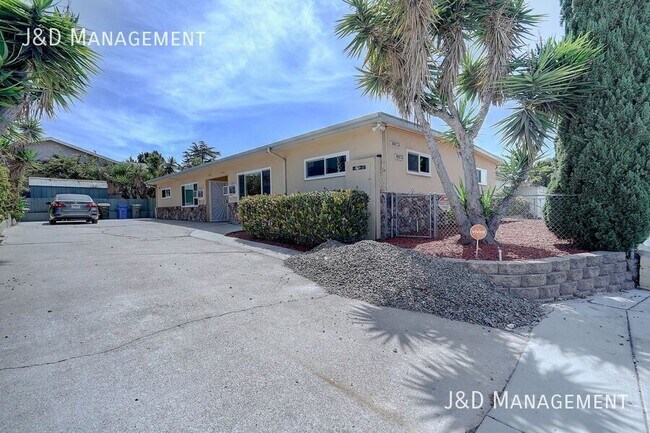 8073 Palm St Lemon Grove, CA 91945