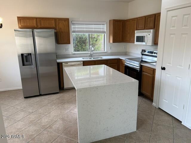 8013 W Lumbee St Phoenix, AZ 85043 photo 4
