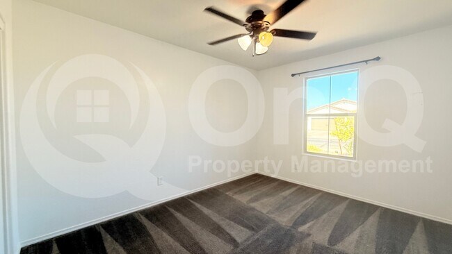 757 W Kingman Dr Casa Grande, AZ 85122 photo 3