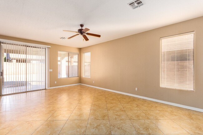3556 E Hampton Ln Gilbert, AZ 85295 photo 3