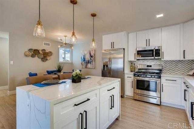 4183 Cosmo St San Diego, CA 92111 photo 4
