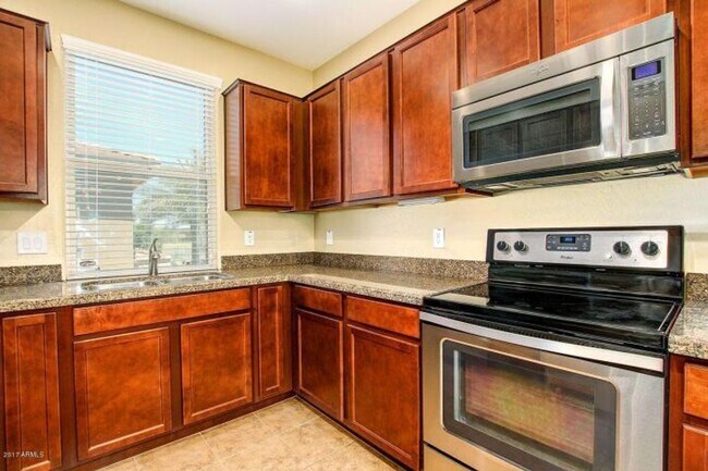 5550 N 16th St Phoenix, AZ 85016 photo 3