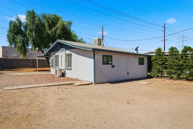 7240 S 7th St Phoenix, AZ 85042 photo 2