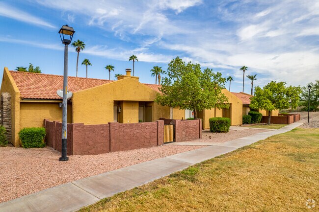 Shadow Mountain Villas photo 5