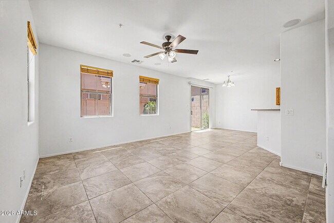 1432 N 80th Dr Phoenix, AZ 85043 photo 5