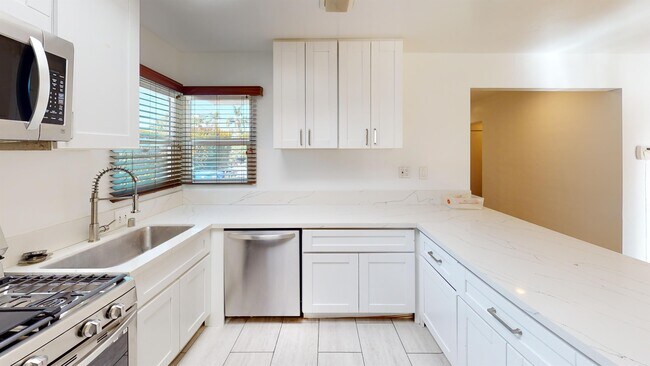 6225 Hobart St San Diego, CA 92115