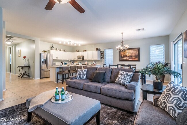 1546 E Azalea Dr Gilbert, AZ 85298 photo 4